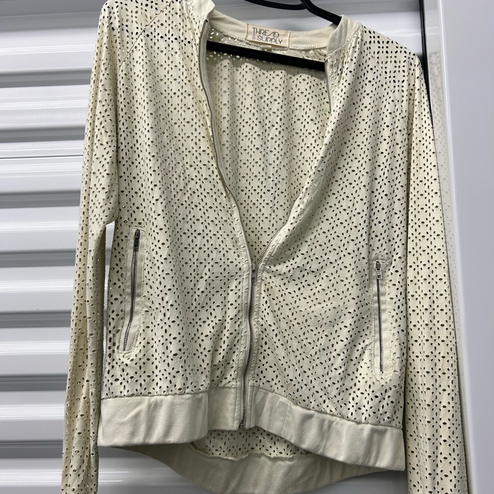 Thread & Supply Women's Cream Knit Jacket – Size Small (Pre-Owned)